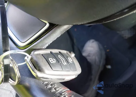 2015 Audi A3 1.8T Premium z USA, uszkodzony, nr VIN WAUCCGFF3F1027749